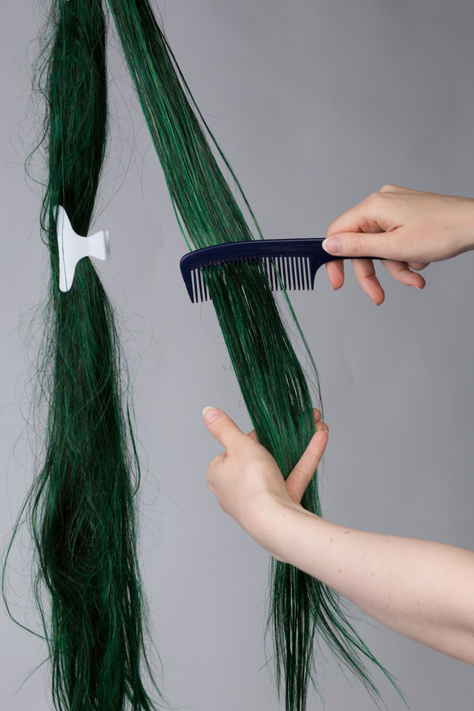 how to untangle synthetic hair