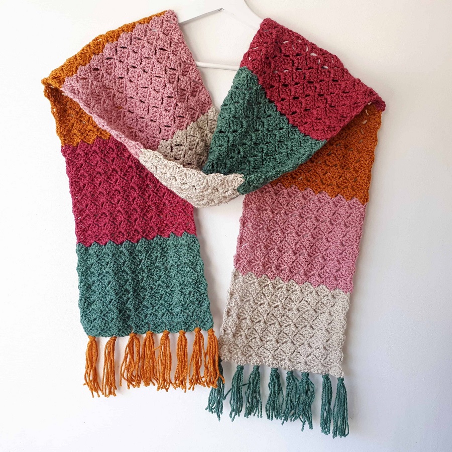 crochet a scarf